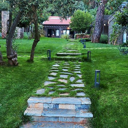 Triada Hotel Bueyuekada Adalar Esterno foto
