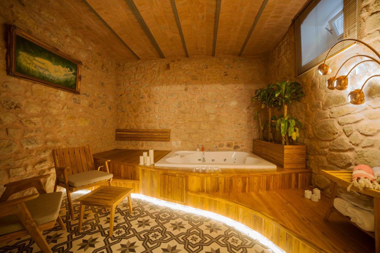 Triada Hotel Bueyuekada Adalar Esterno foto