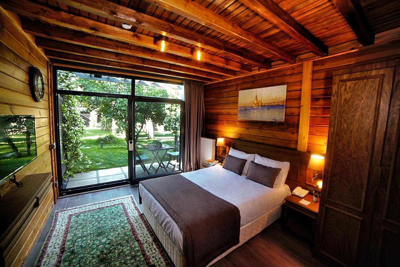 Triada Hotel Bueyuekada Adalar Esterno foto