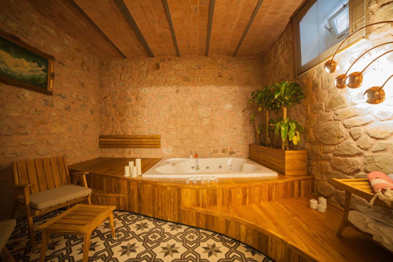 Triada Hotel Bueyuekada Adalar Esterno foto