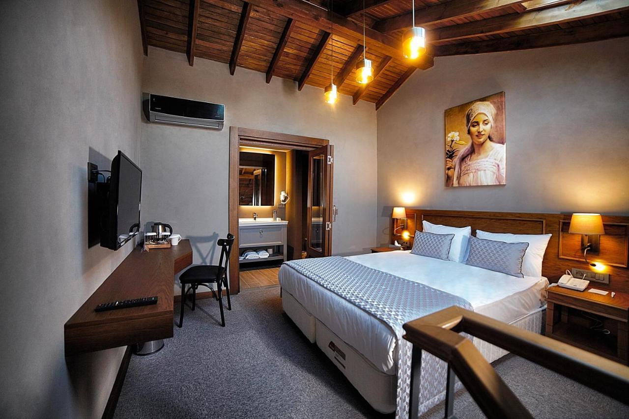 Triada Hotel Bueyuekada Adalar Esterno foto