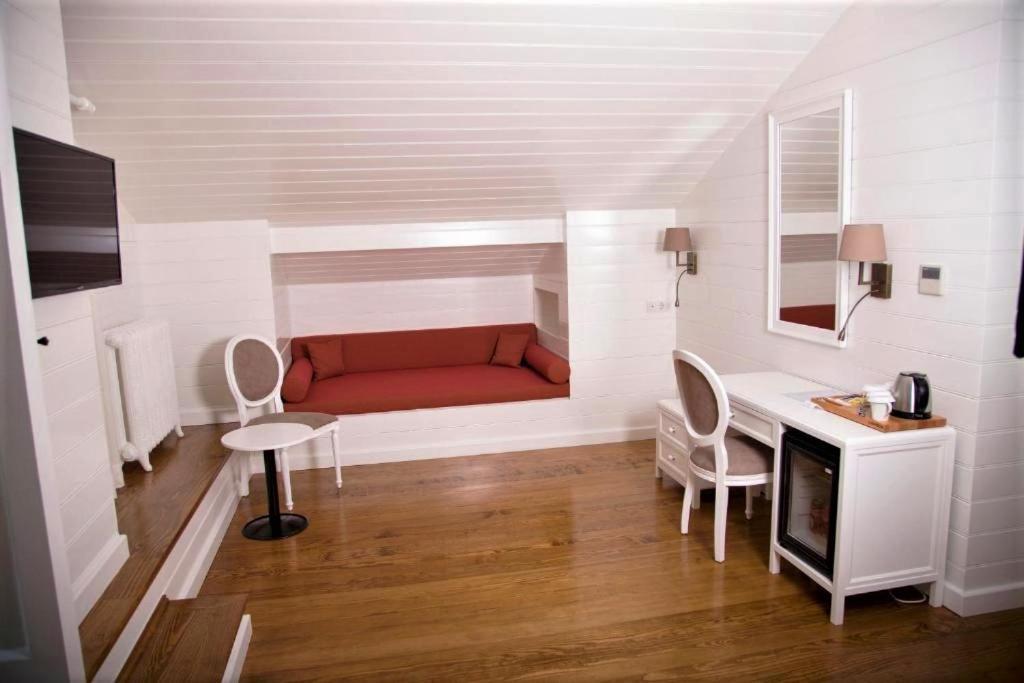 Triada Hotel Bueyuekada Adalar Esterno foto