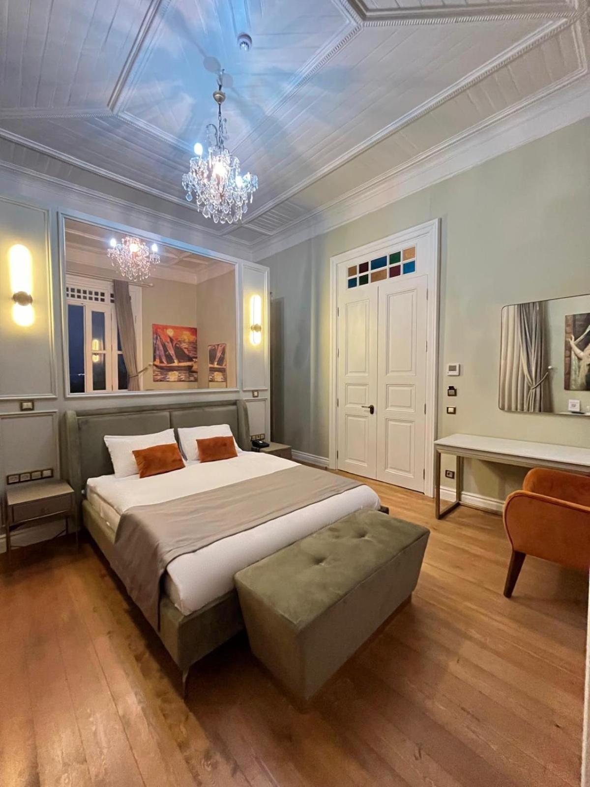 Triada Hotel Bueyuekada Adalar Esterno foto
